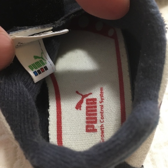 Sz2 (4/$20) Puma Baby Soft Shoes - Picture 4 of 14